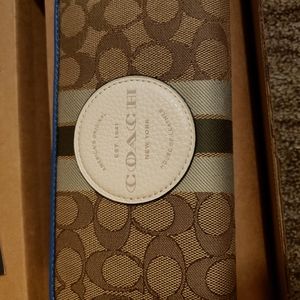 New Coach wallet